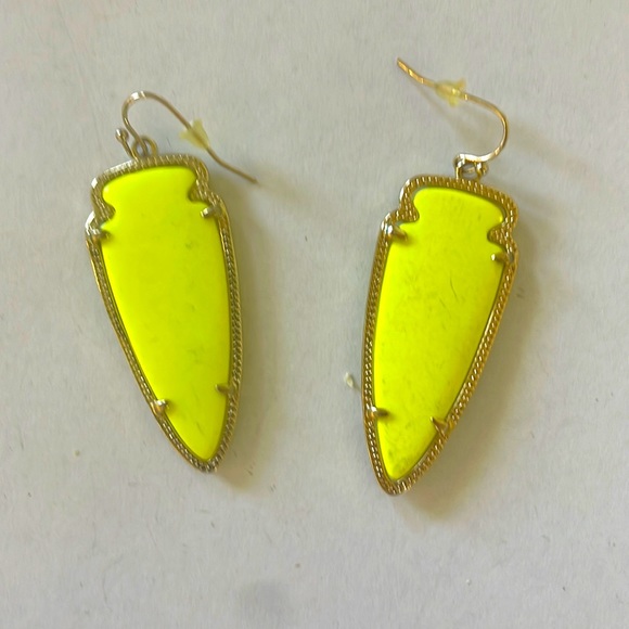Jewelry Kendra Scott Yellow And Gold Earrings Discolored And Scratches Poshmark